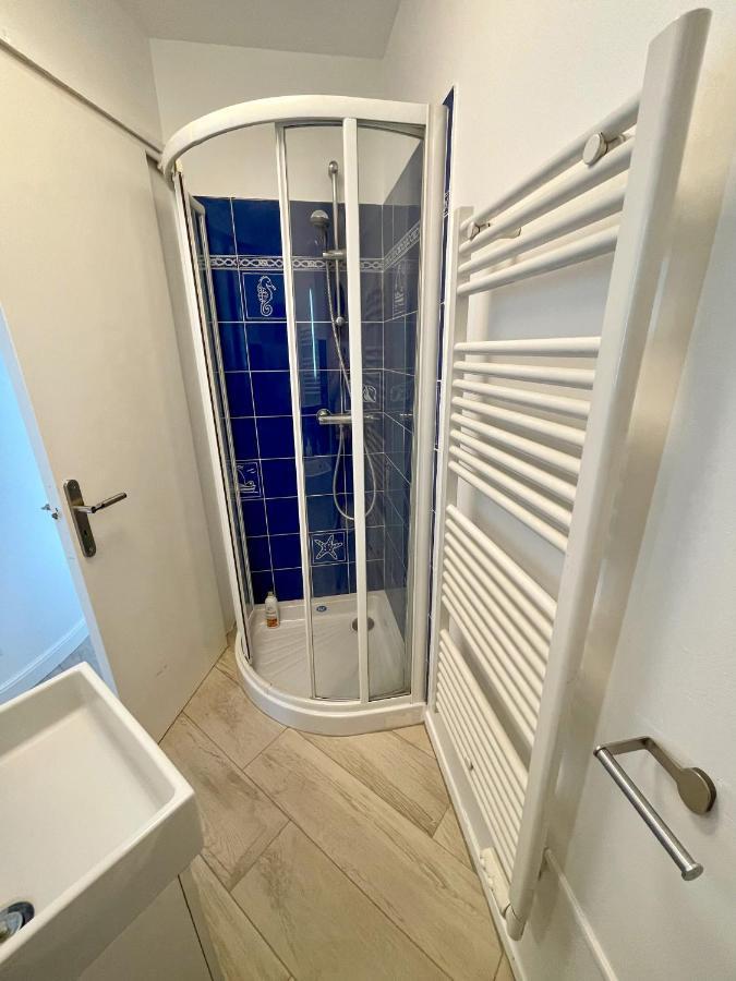 Studio Renove Avec Terrasse Et Vue Unique ! Caen Buitenkant foto