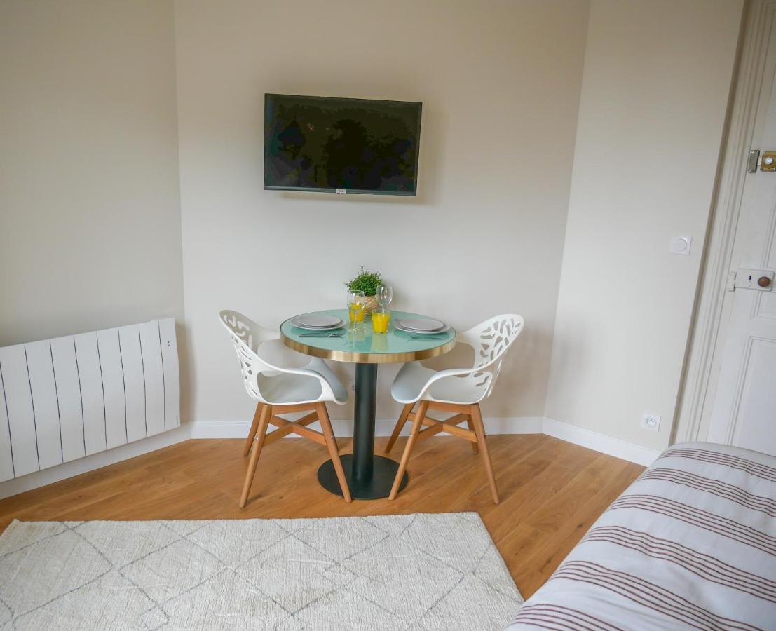 Studio Renove Avec Terrasse Et Vue Unique ! Caen Buitenkant foto